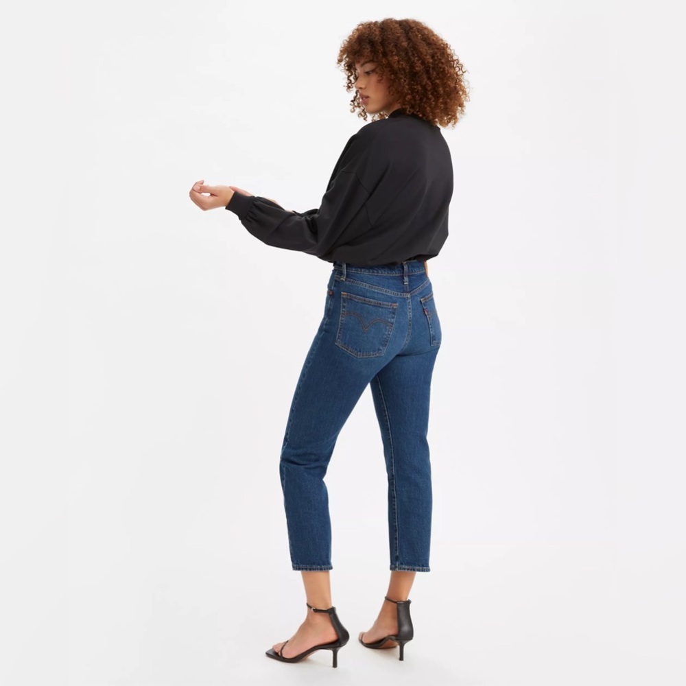 Levi's® Premium
WEDGIE STRAIGHT FIT WOMEN'S JEANS - Picture 5 of 12
